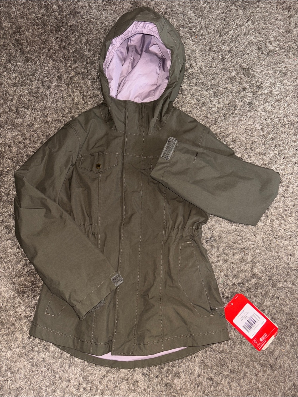 The North Face Rain Jacket NWT